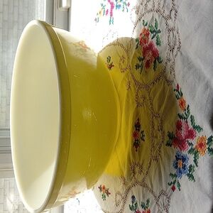 Vintage Yellow Pyrex large mixing bowl